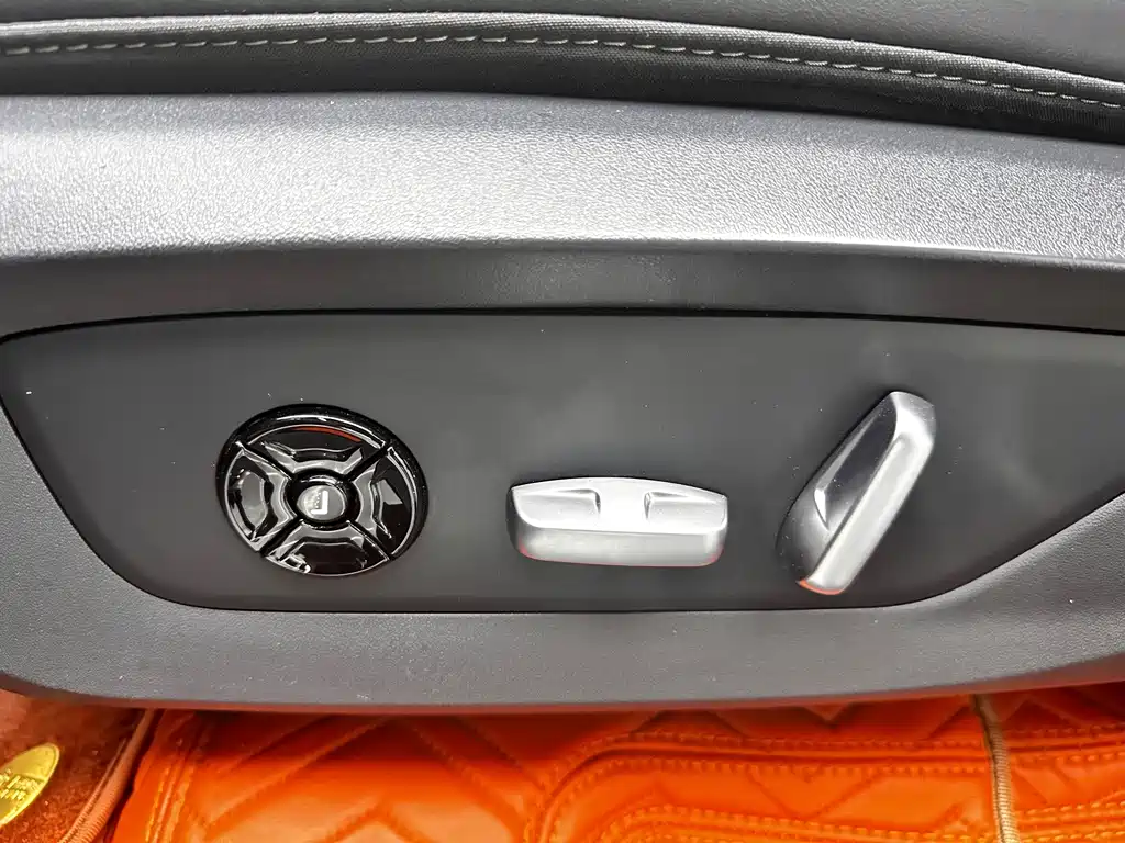 Li Auto Li ONE — миниатюра 7