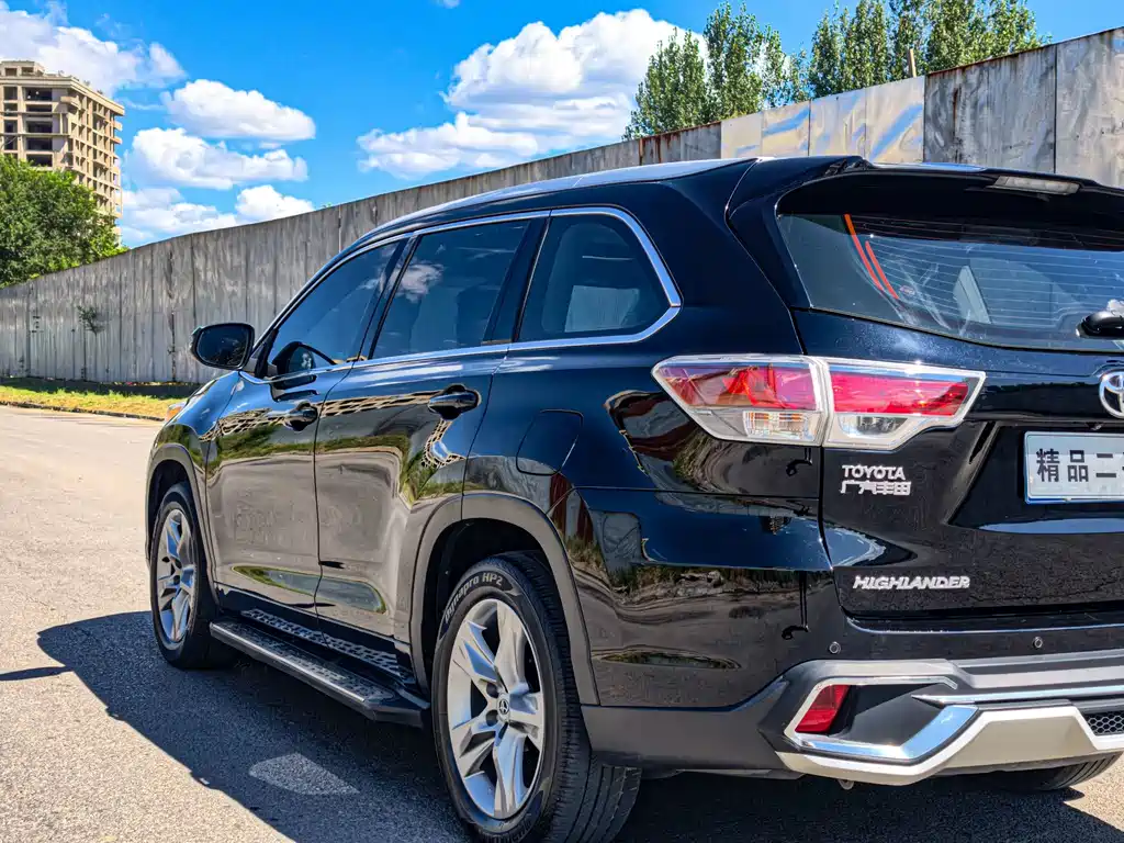 Toyota Highlander — миниатюра 9