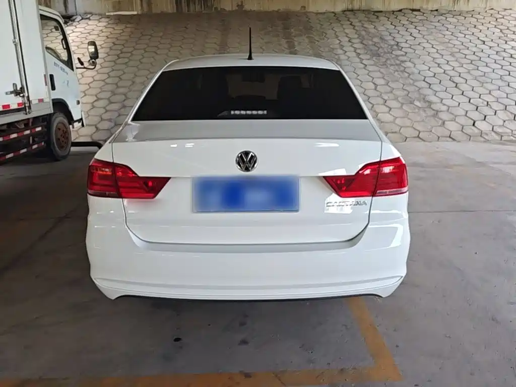 Volkswagen Santana — миниатюра 6