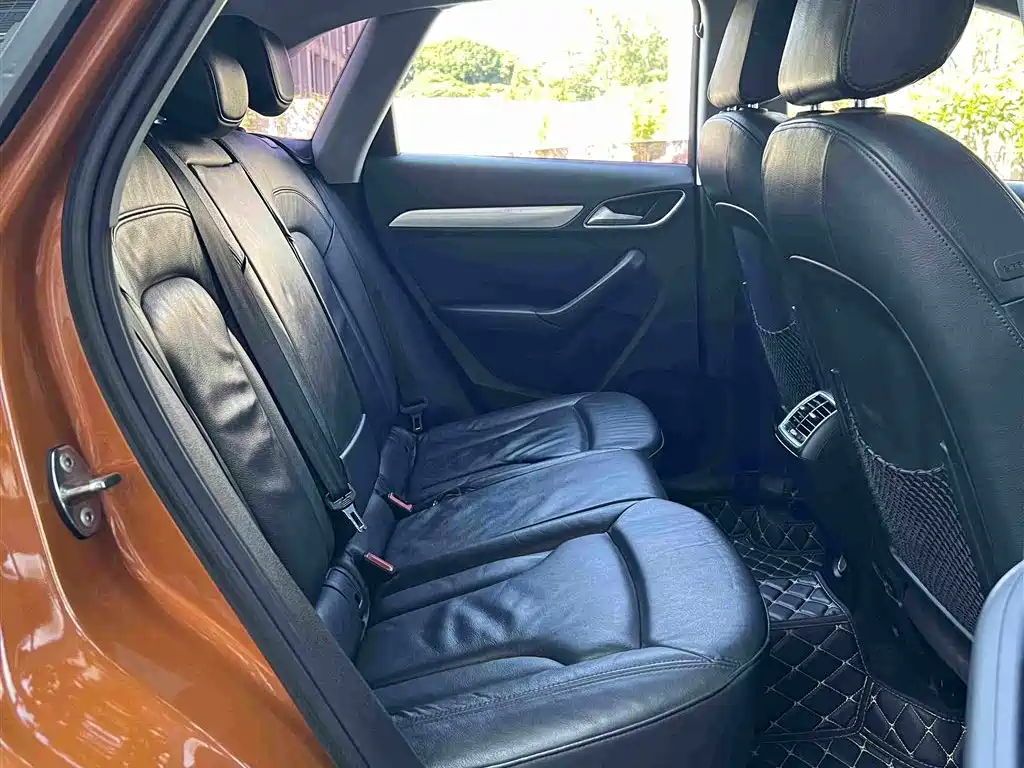 Audi Q3 2015 30 TFSI Comfort