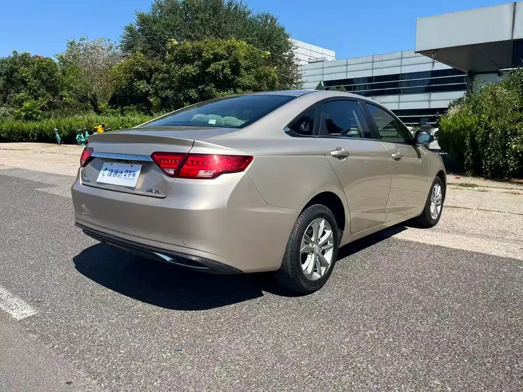 Geely Emgrand GL — миниатюра 4