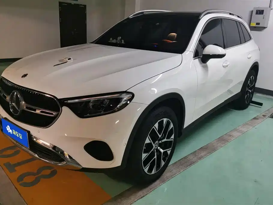 Mercedes-Benz GLC 2023