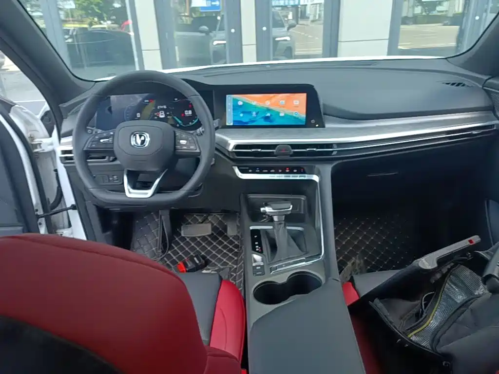 Changan CS35PLUS — миниатюра 10