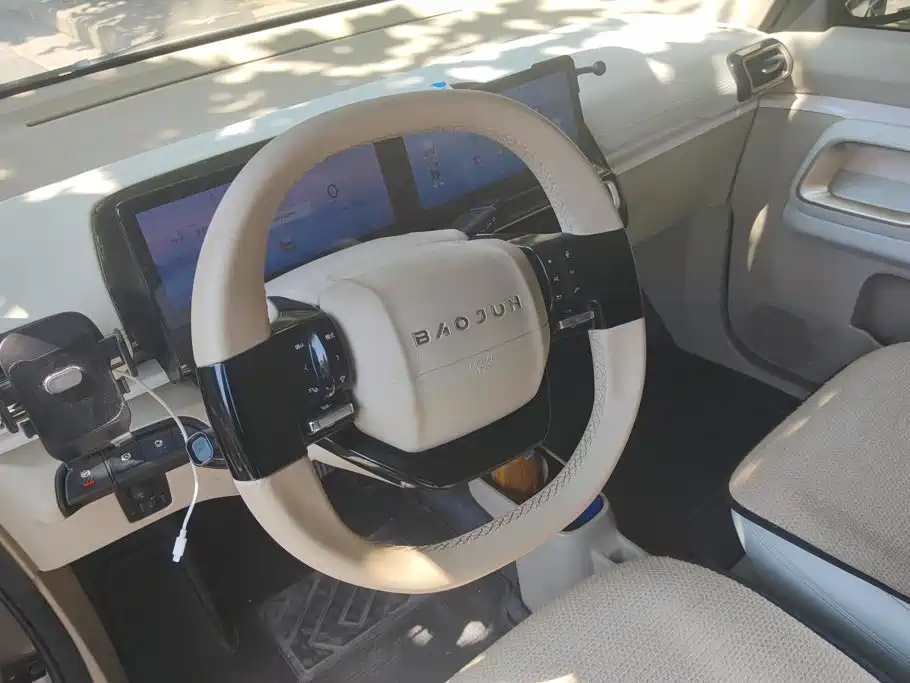 Baojun KiWi EV — миниатюра 15