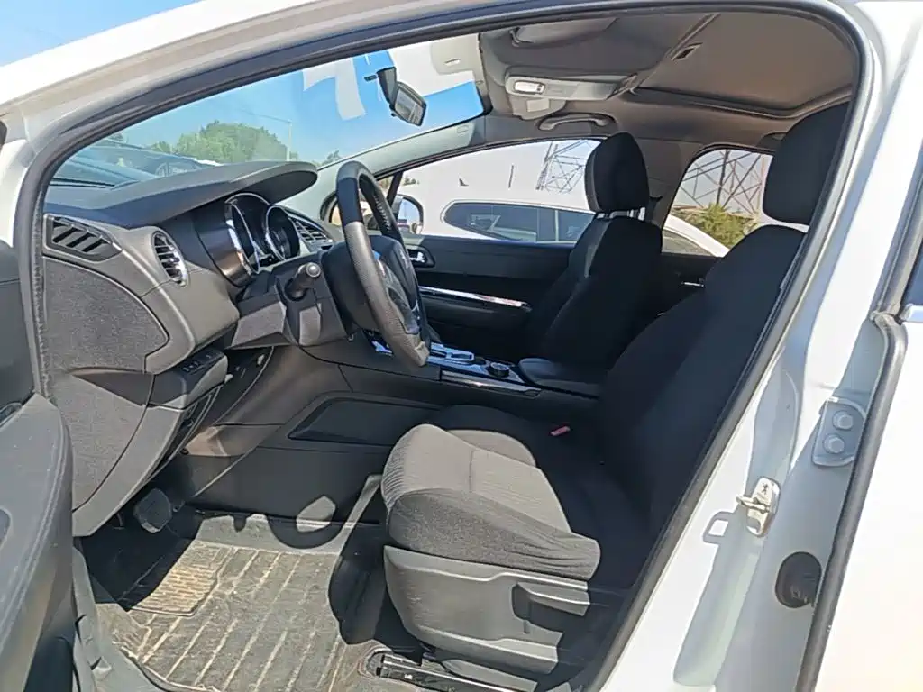 Peugeot 3008 — миниатюра 15