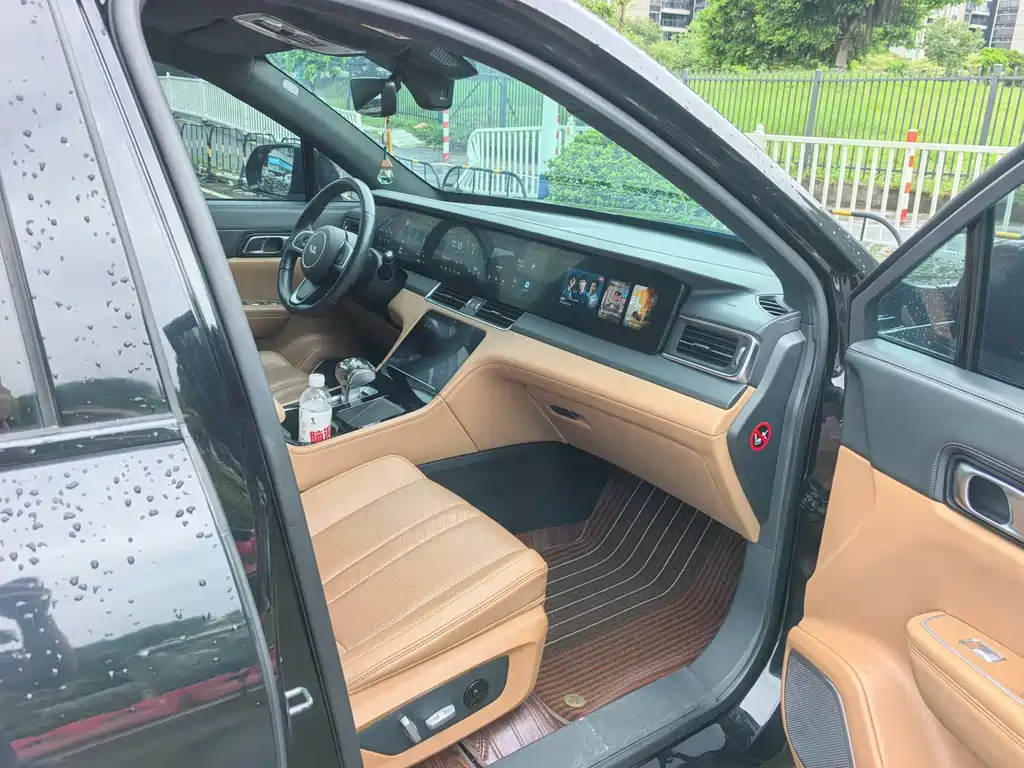 Li Auto Li ONE — миниатюра 12