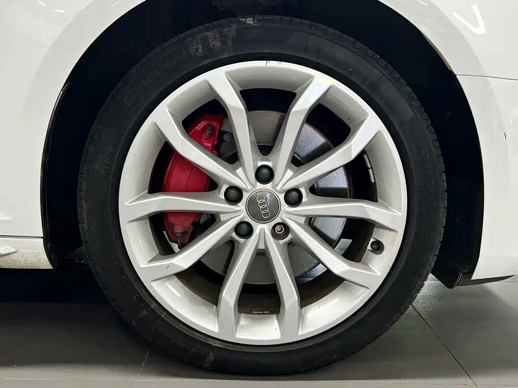 Audi A4L — миниатюра 10