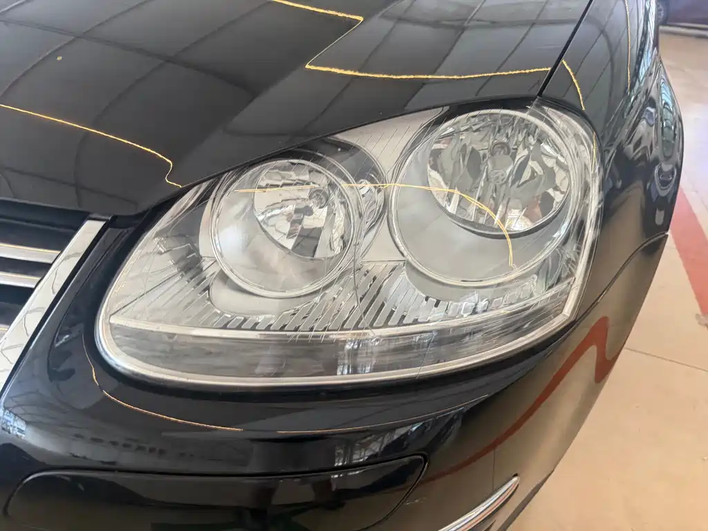 Volkswagen Sagitar — миниатюра 2