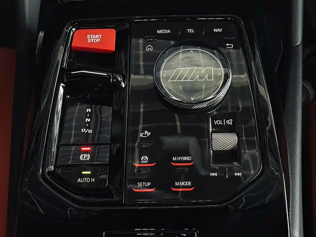 BMW M5 2025 M5