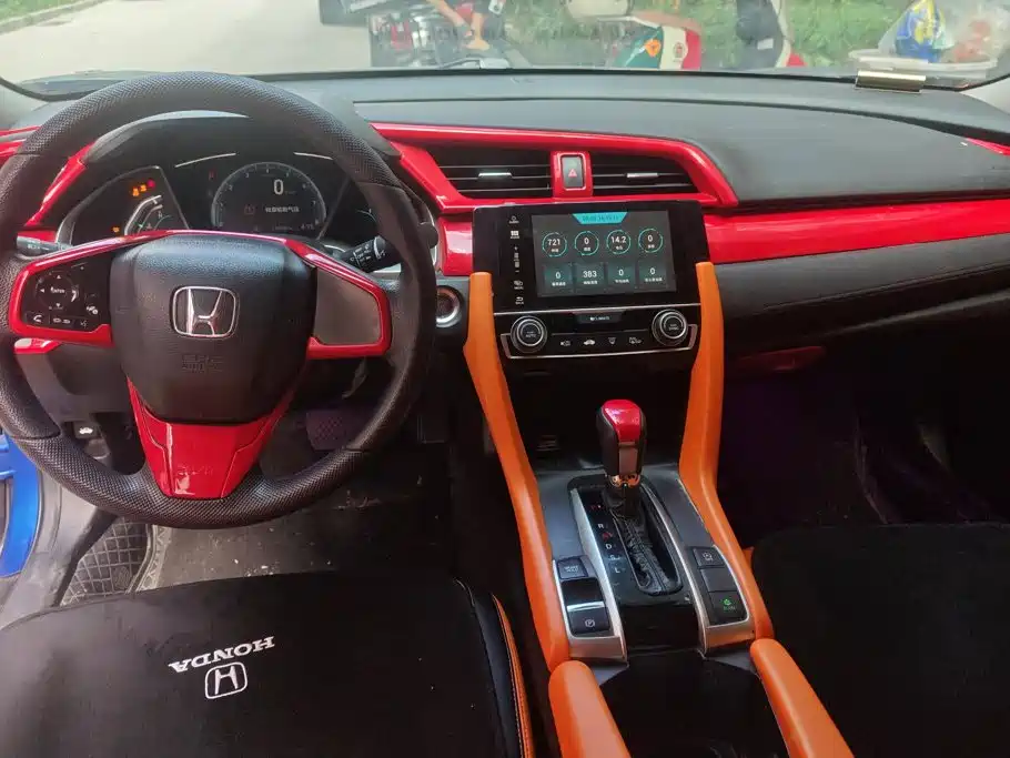 Honda Civic — миниатюра 12