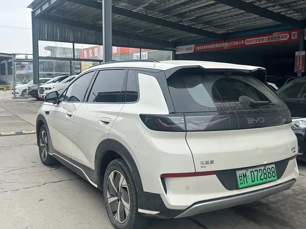 BYD Sealion 05 EV — миниатюра 8