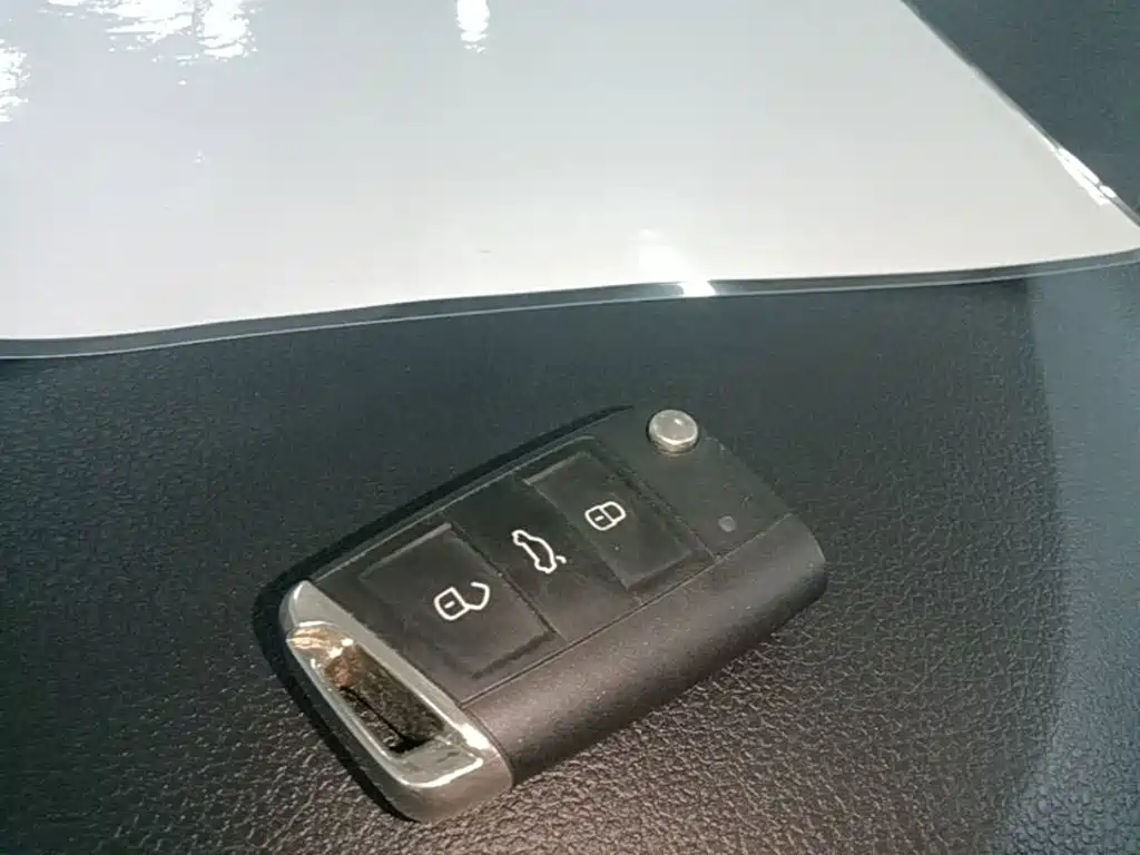 Volkswagen Bora — миниатюра 9