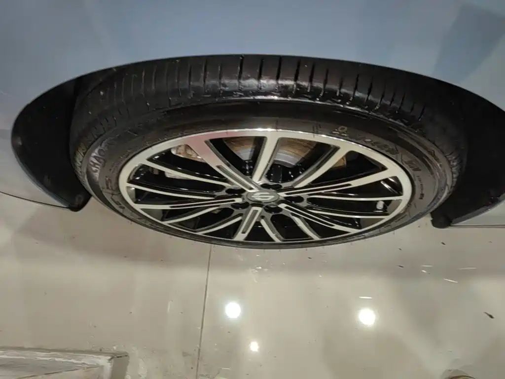 Leapmotor Leapmotor B01 — миниатюра 23