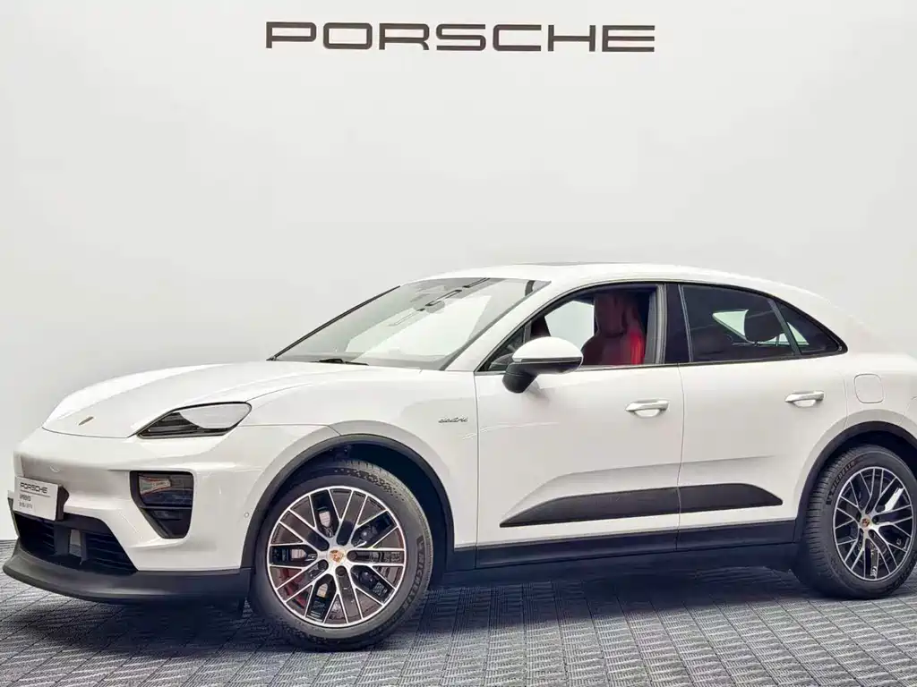 Porsche Macan EV 2026