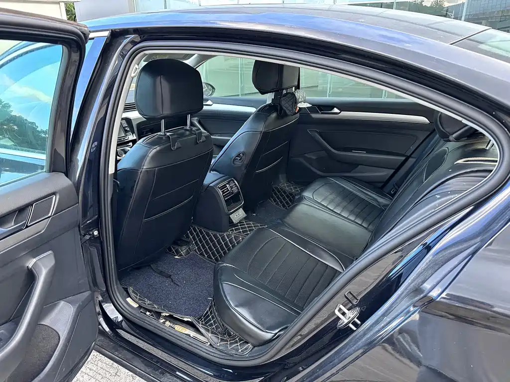 Volkswagen Magotan — миниатюра 5