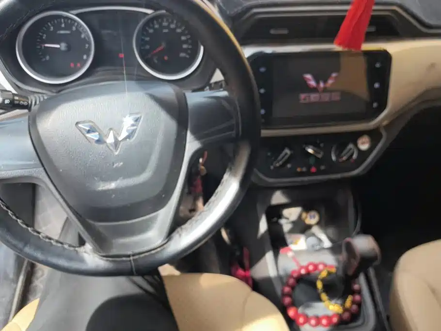 Wuling Hongguang — миниатюра 12