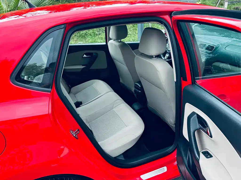 Volkswagen Polo — миниатюра 10
