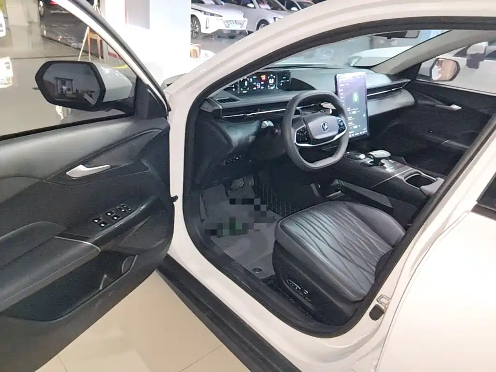 Changan Yida — миниатюра 15