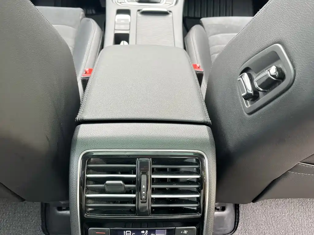 Volkswagen Magotan — миниатюра 14