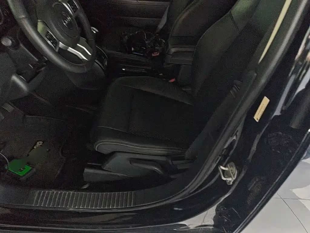 Jeep Compass (Import) — миниатюра 15