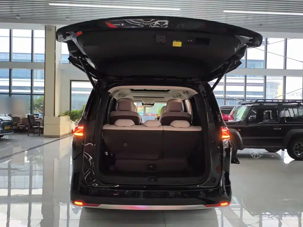 BYD Xia — миниатюра 19