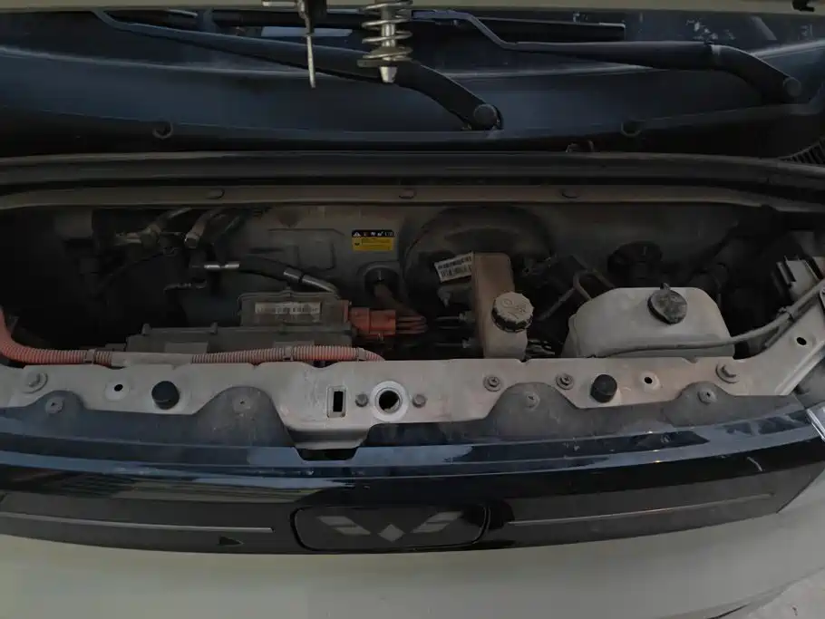 Wuling MINIEV — миниатюра 10
