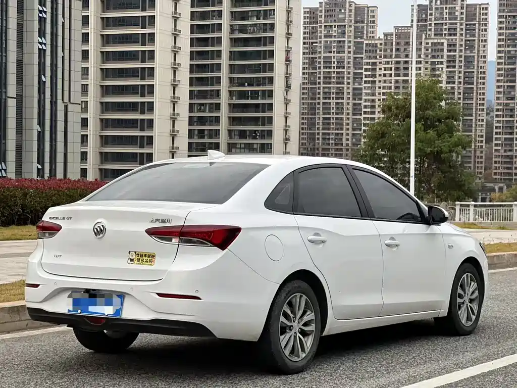 Buick Excelle — миниатюра 4