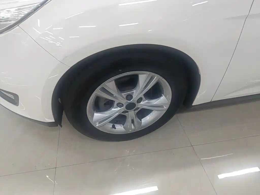 Ford Focus — миниатюра 23
