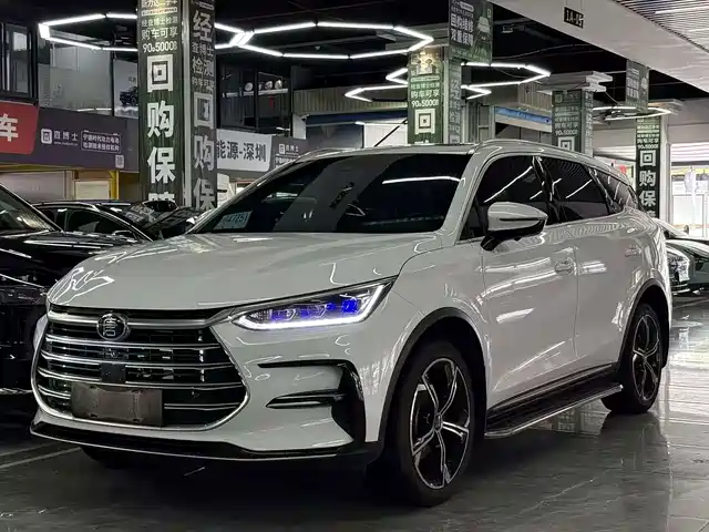 2022 BYD Tang