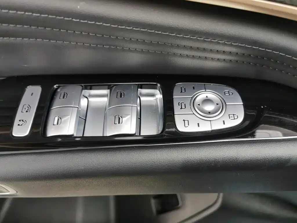 Chery Tiggo 9 9 2023 2.0T DCT Luxury 5 мест