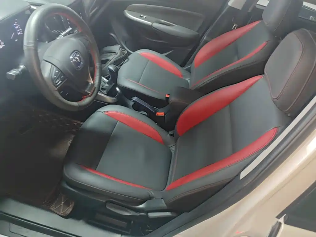 Changan CS15 — миниатюра 15