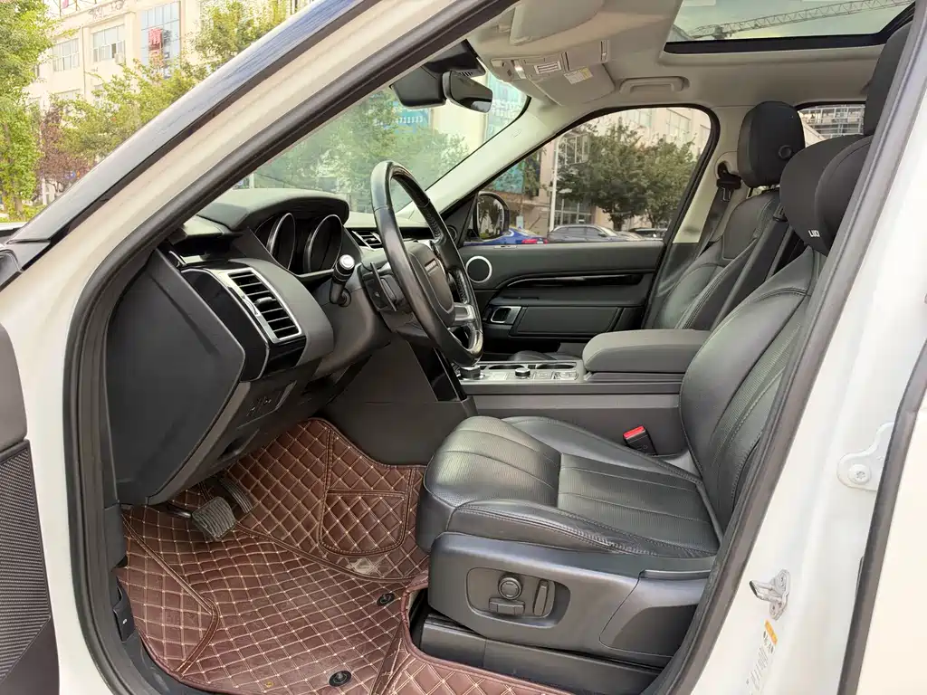 Land Rover Discovery — миниатюра 7