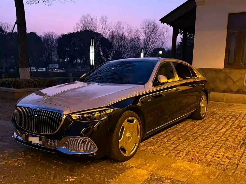 Mercedes-Benz S-Class 2023