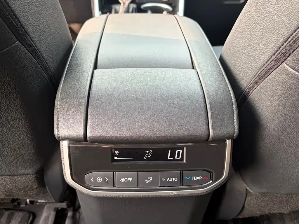 Toyota Highlander — миниатюра 18