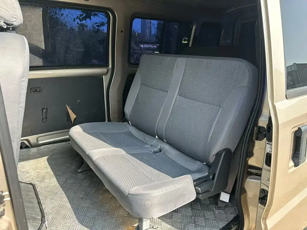 WULING WULING RONGGUANG