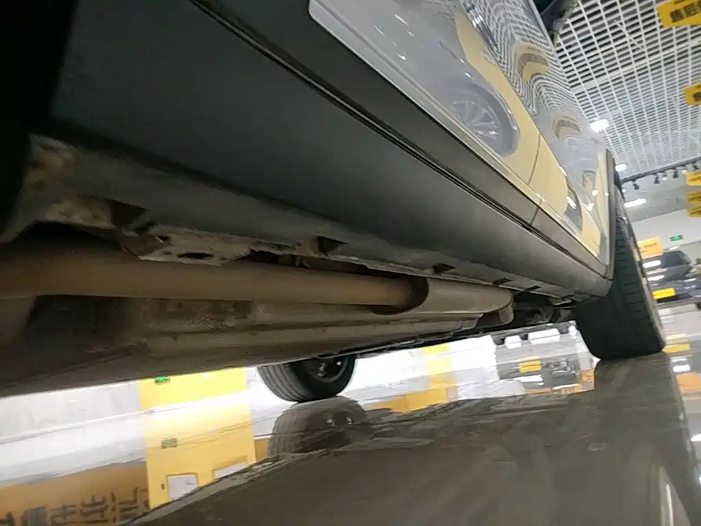 BYD Tang New Energy — миниатюра 4