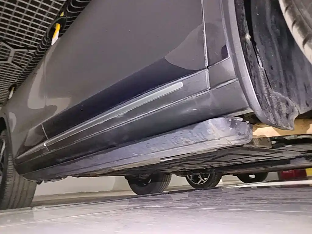 BYD Tang New Energy — миниатюра 2