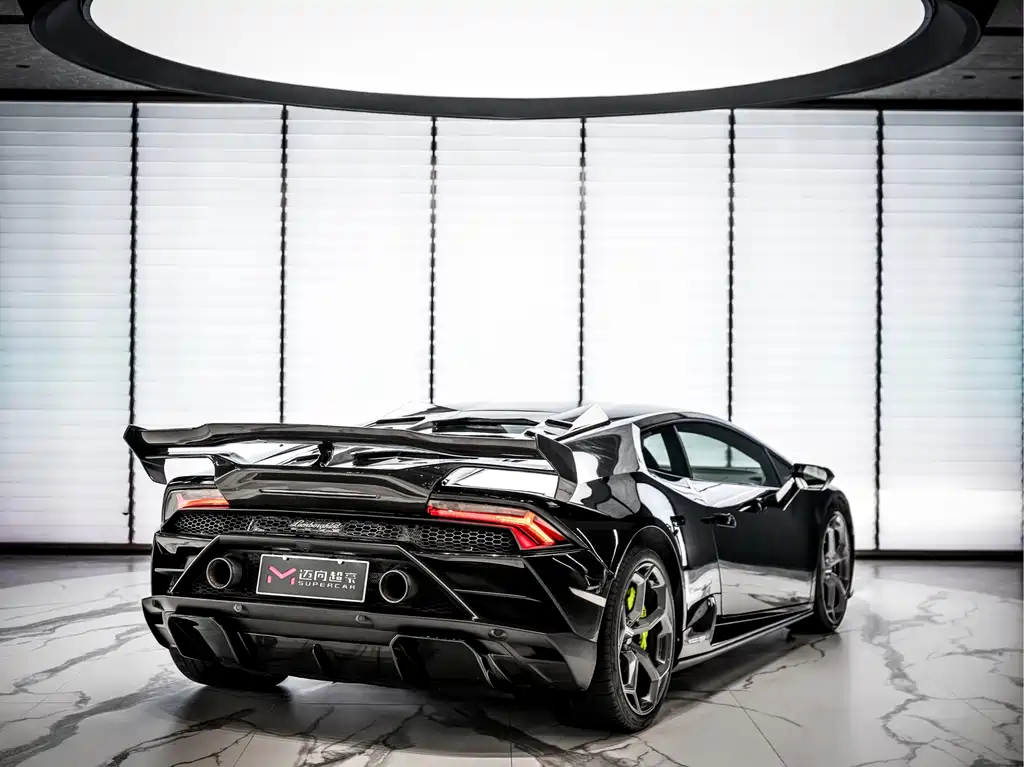 Lamborghini Huracán — миниатюра 5