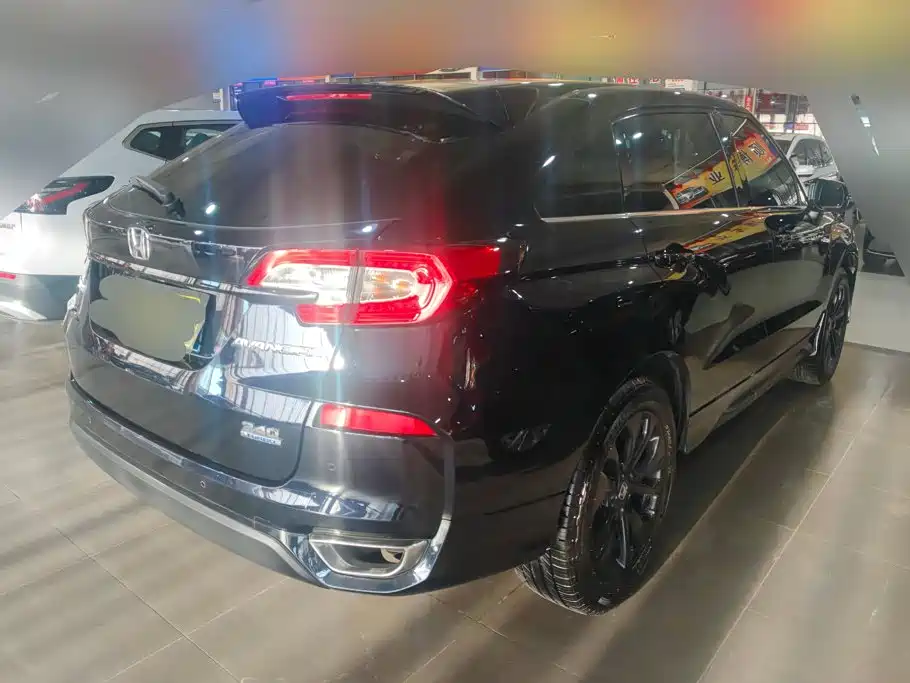 Honda Avancier — миниатюра 3