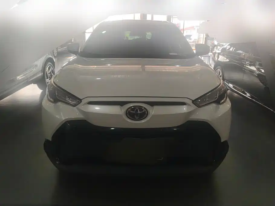 Toyota Frontlander — миниатюра 2