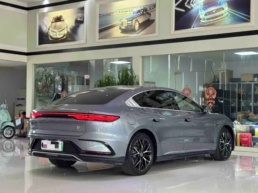 BYD Han — миниатюра 10
