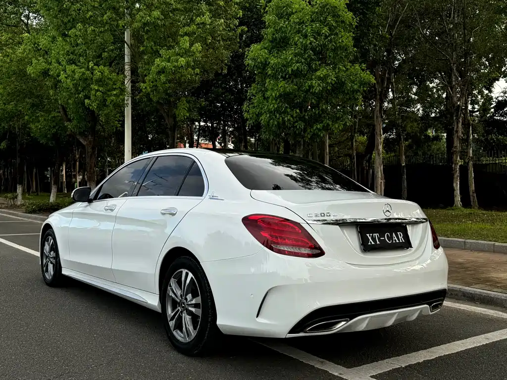 Mercedes-Benz C-Class — миниатюра 5