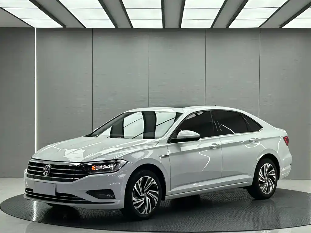 Volkswagen Sagitar 2021
