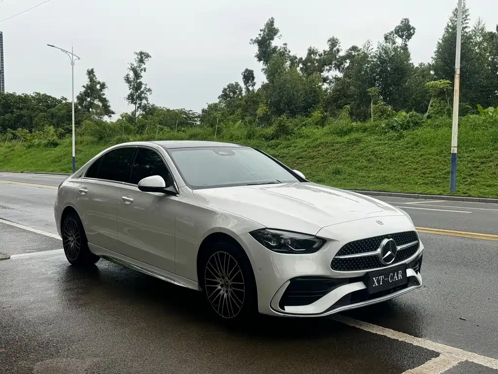 Mercedes-Benz C-Class — миниатюра 3