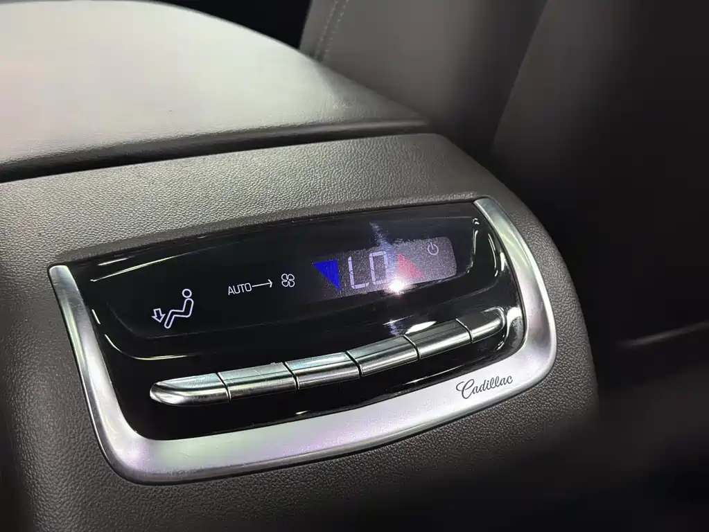 Cadillac XT6 — миниатюра 22