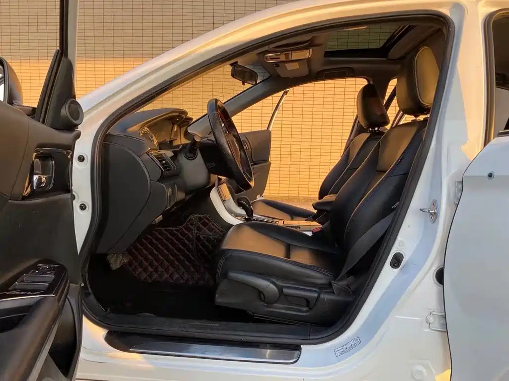 Honda Accord — миниатюра 4