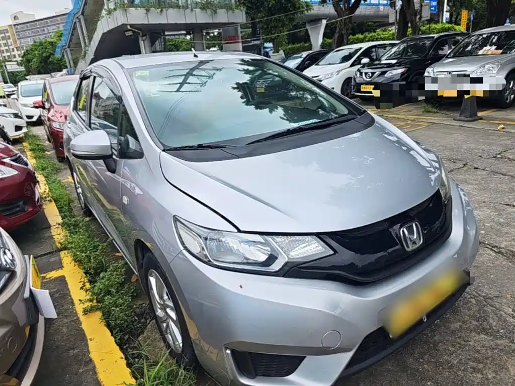Honda Fit — миниатюра 4