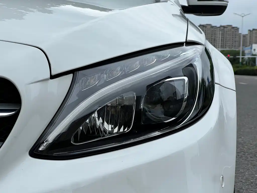 Mercedes-Benz C-Class (Import) — миниатюра 6