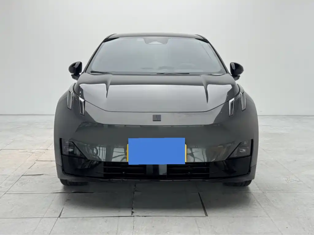 Lynk & Co Z20