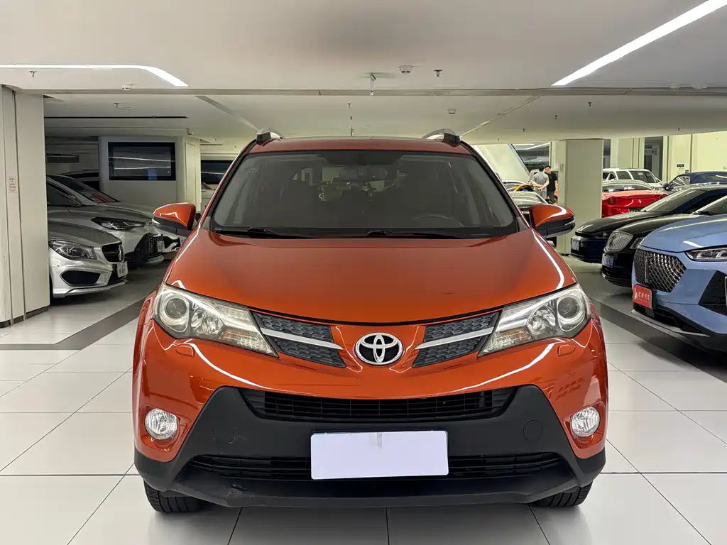 Toyota RAV4 — миниатюра 2